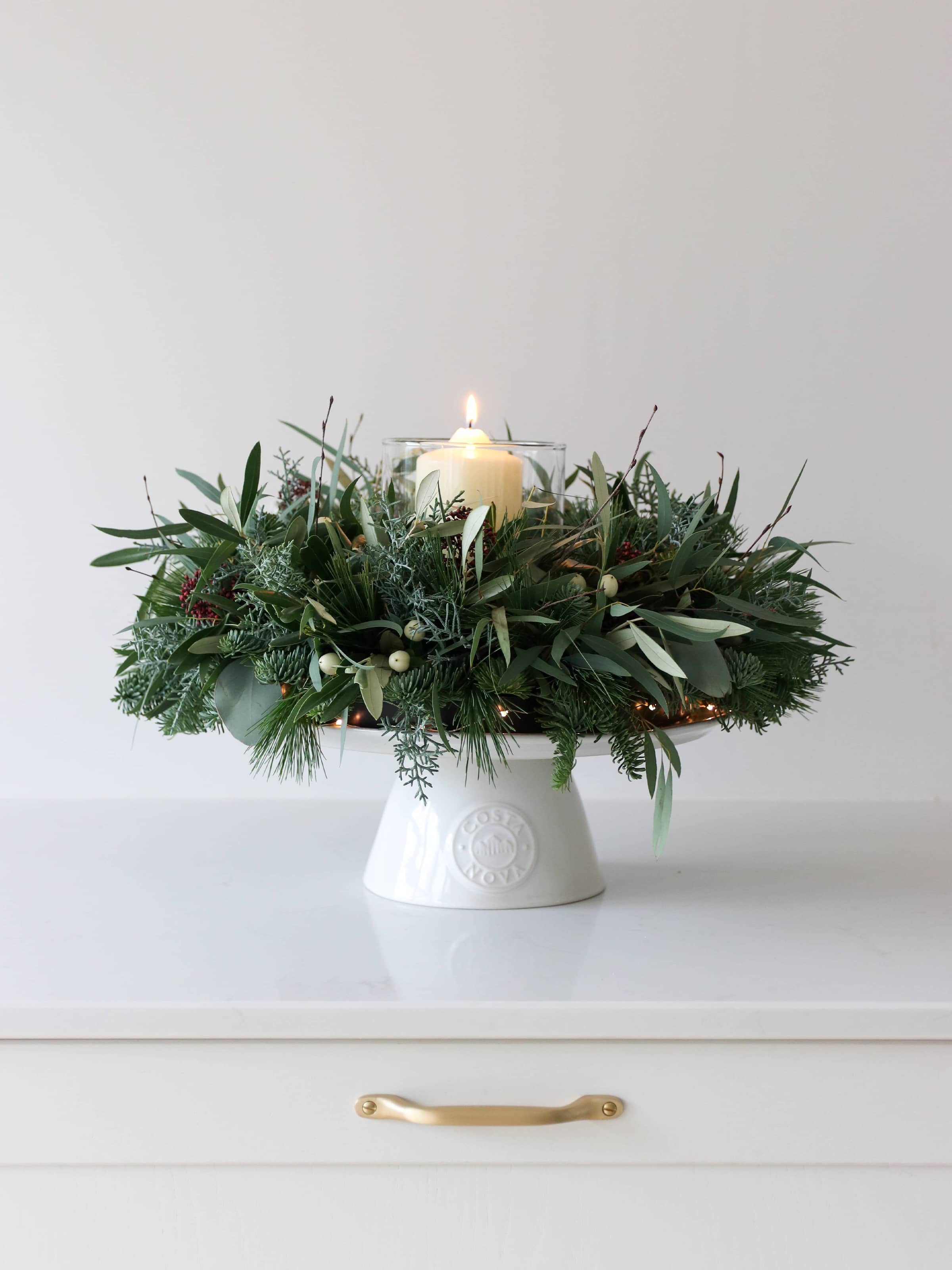 Christmas Table Wreath & Candle Centrepiece