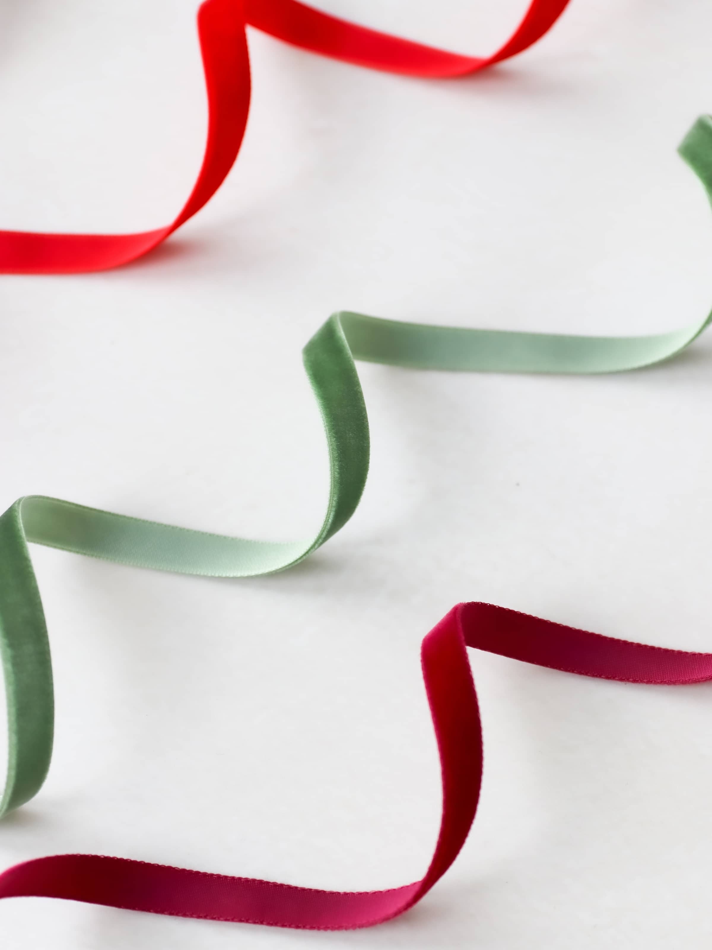 Thin Velvet Ribbon (1m)